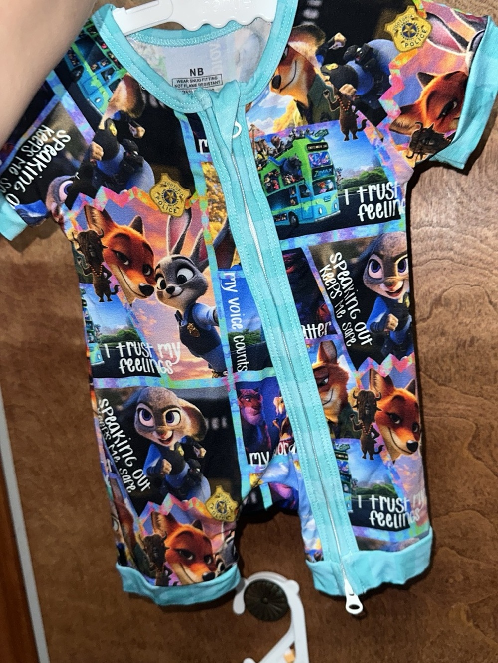 BAMBOO Aqua-Trim Zootopia exclusive Print Short Sleeve shortie